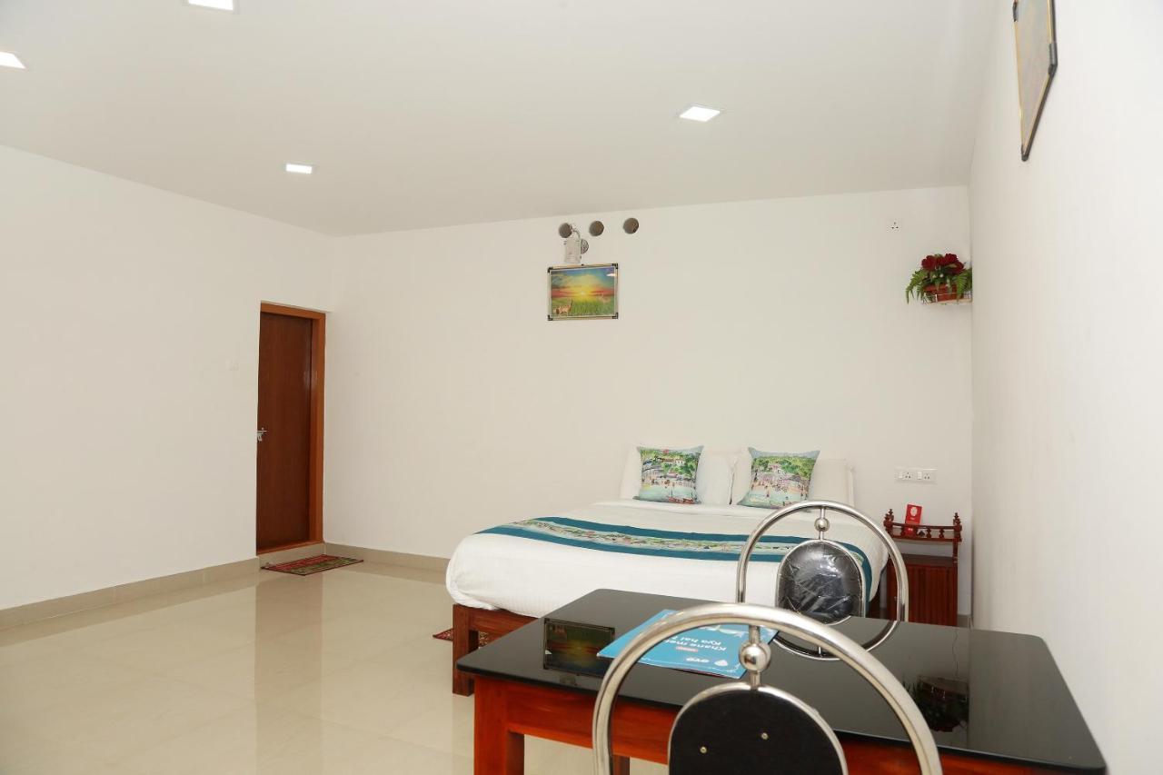 Oyo Flagship Hotel Munnar Kairali Екстер'єр фото