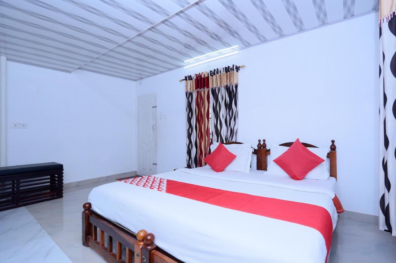 Oyo Flagship Hotel Munnar Kairali Екстер'єр фото