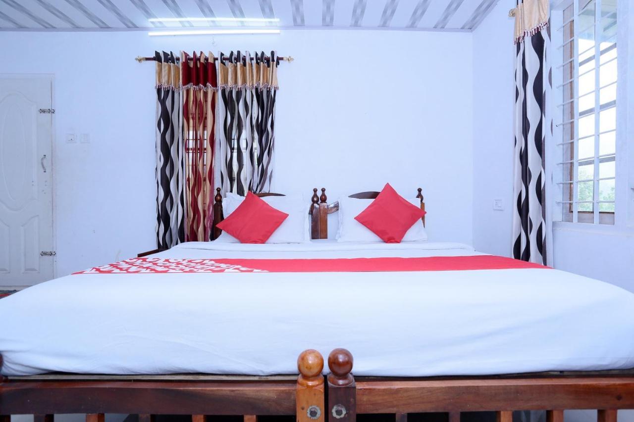 Oyo Flagship Hotel Munnar Kairali Екстер'єр фото