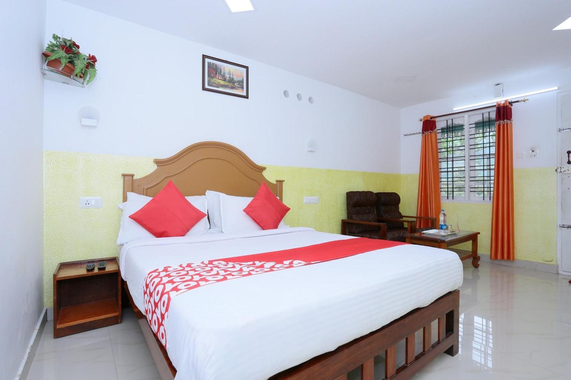 Oyo Flagship Hotel Munnar Kairali Екстер'єр фото